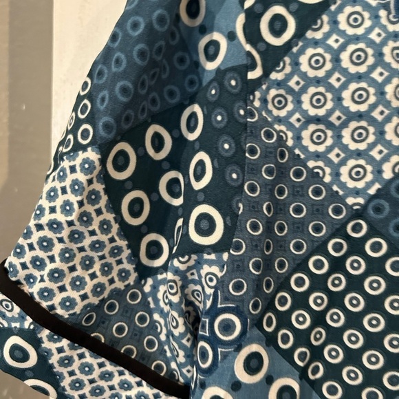 NWOT Lipslide Teal/White/Black Tie Front - Picture 5 of 10